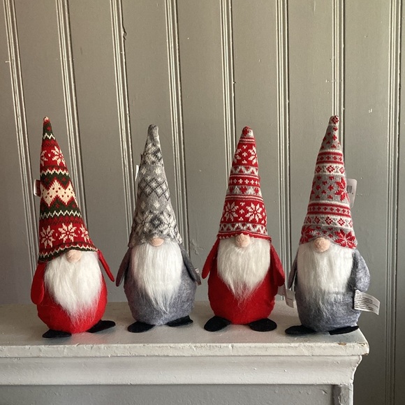 NWT- 14”- Set of 4- Red & Gray Holiday Gnomes Set w/ Red & Gray Sweater Hats - Picture 11 of 16